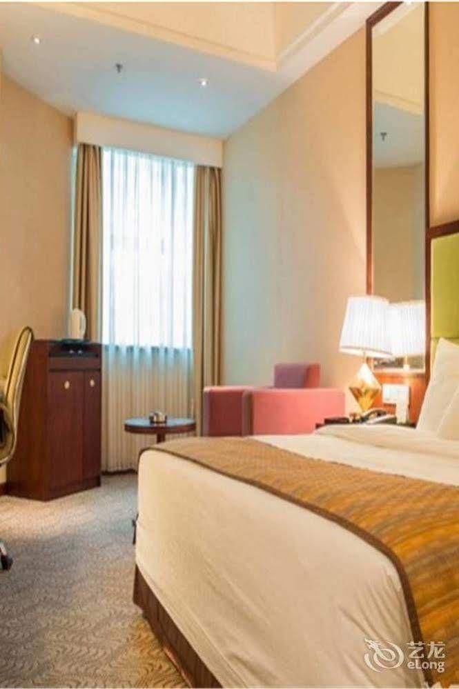 Lijing Grand Hotel City Center Liuzhou Dış mekan fotoğraf