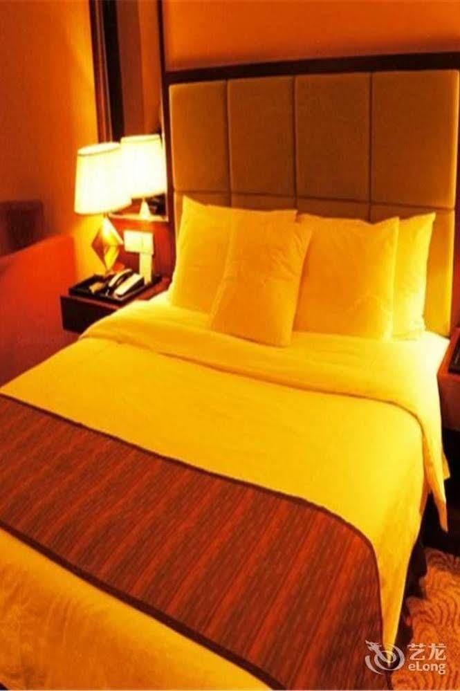 Lijing Grand Hotel City Center Liuzhou Dış mekan fotoğraf